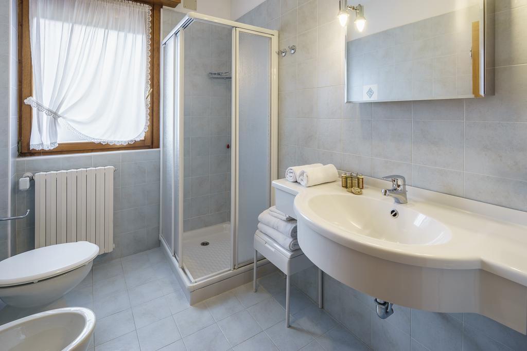 Hotel Roma San Vito di Cadore Extérieur photo